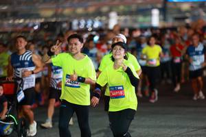 BIB: 
                            <button type="button" onclick="openModal(24057762)" class="btn btn-primary btn-sm float-right btn-popup" data-toggle="modal" data-target=".modal-high-quality">
                        <i class="fas fa-shopping-cart"></i> Add to Cart
                    </button>
                                            <button type="button" onclick="isThisMe(24057762, true)" class="btn btn-success btn-sm float-right btn-popup btn-isme hidden" data-toggle="tooltip" data-placement="bottom" title="นี่คือรูปของคุณใช่ไหม คลิกที่นี่เพื่อเอาเข้าอัลบั้ม">
                        <i class="fas fa-plus"></i> Add to album
                    </button>
                    <button type="button" onclick="isThisMe(24057762, false)" class="btn btn-warning btn-sm float-right btn-popup btn-isnotme hidden">
                        <i class="fas fa-ban"></i> Remove from album
                    </button>